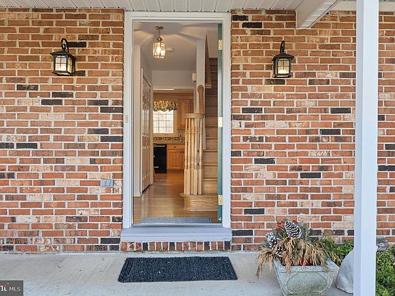 4th image of 14240 Cuba Rd