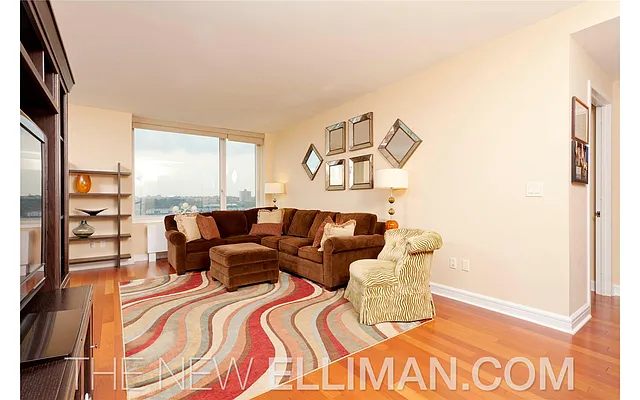 Sold by Douglas Elliman | media 18