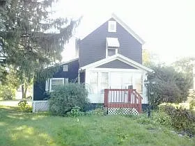 827 Warren St SW photo 1
