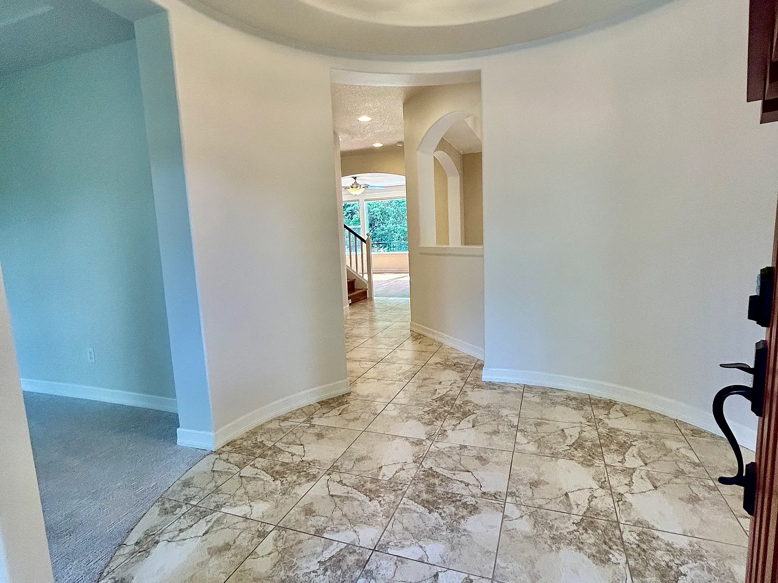 4 bed, 2.5 bath, 3041 sqft, $3,950 — Photo 3