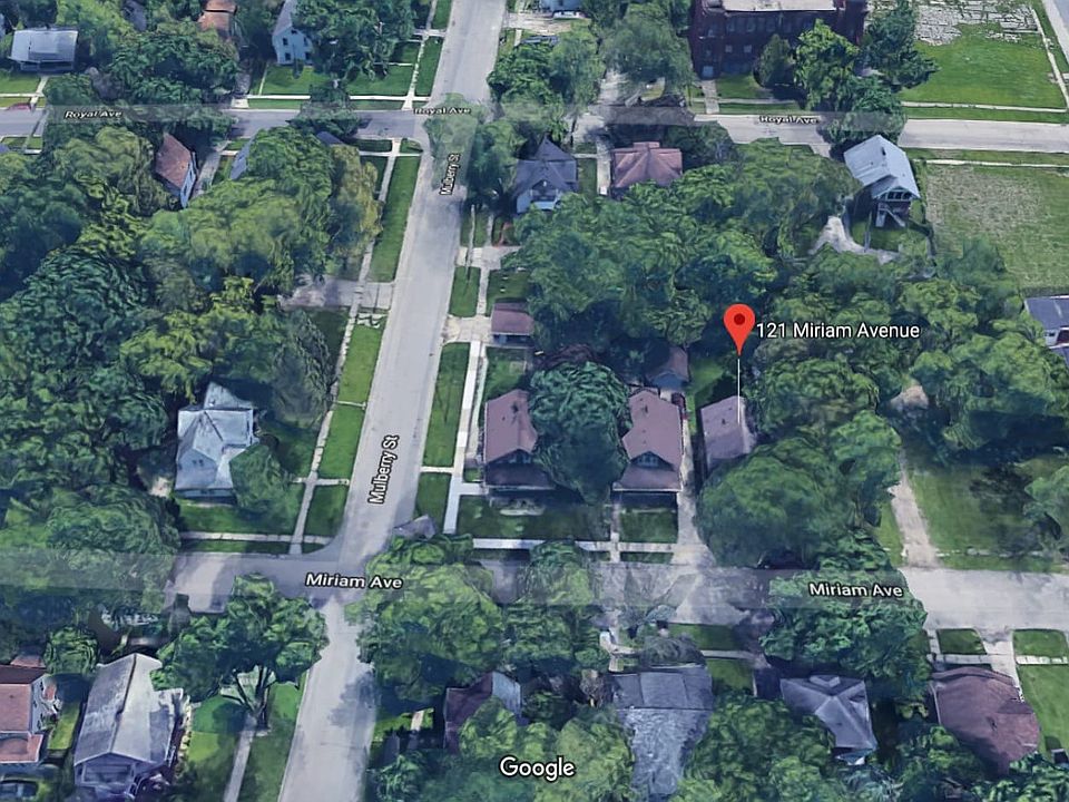 2nd image of 121 Miriam Ave