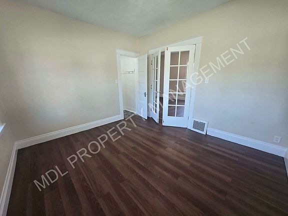 2nd image of 2120 Stark St #1