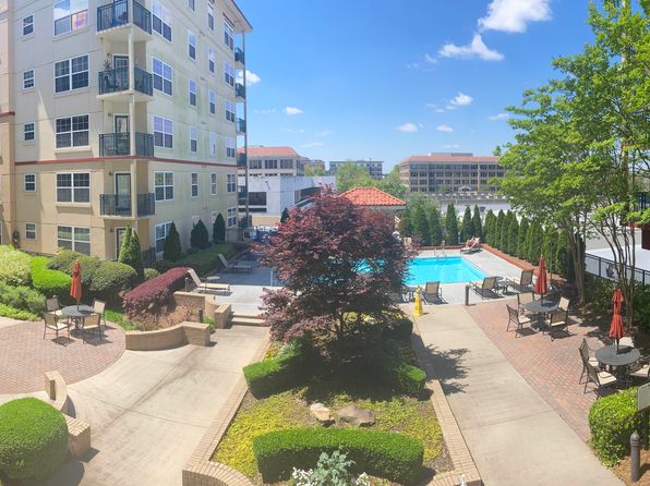 230 E Ponce De Leon Ave UNIT 221
