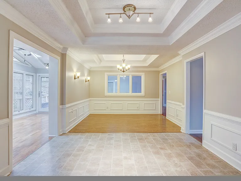 3245 Foxwood Trl SE — Photo 6