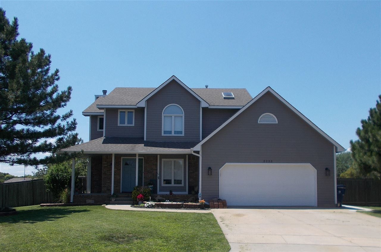 2223 N Chadsworth Ct, Wichita, KS 67205 Zillow