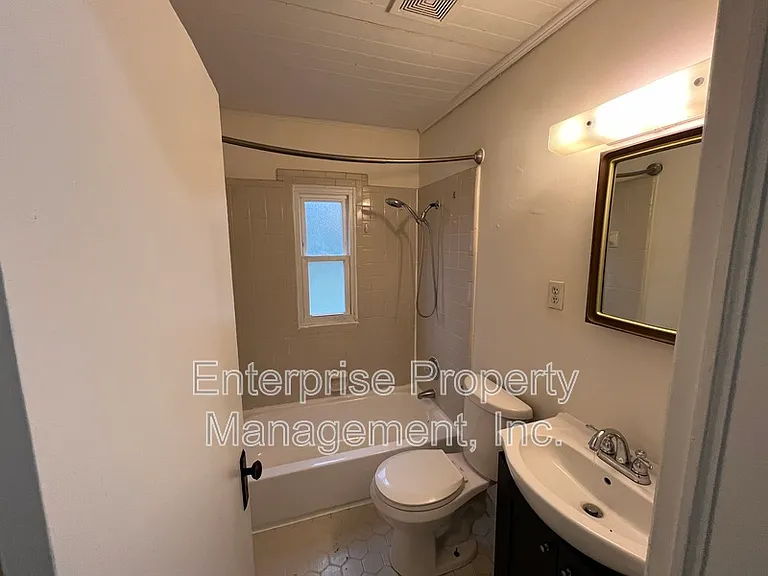 801 Bowen Cir — Photo 14