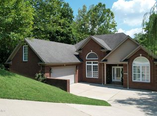 4313 Creek Bend Ct, Louisville, KY 40241