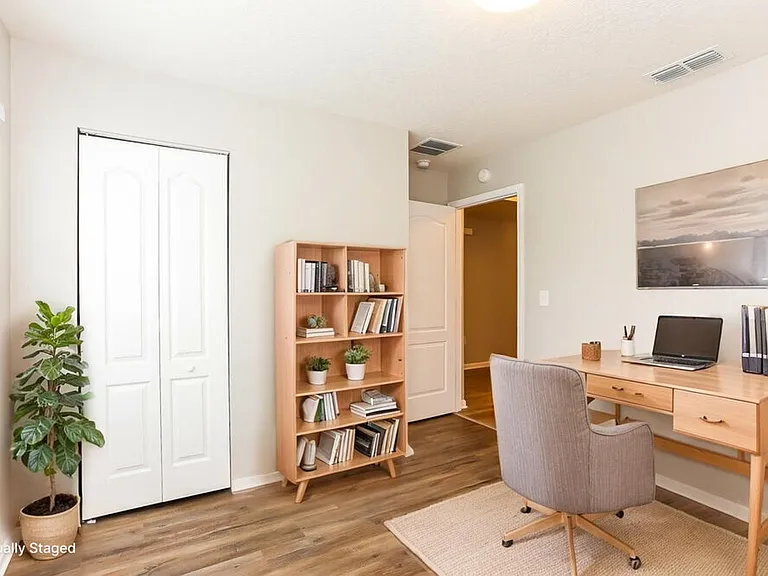 3703 Summit Oaks Dr — Photo 16