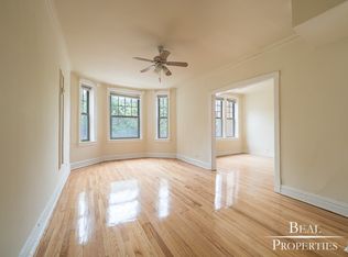 560 W Aldine Ave #S2, Chicago, IL 60657
