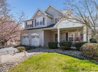 18 Higgins Farm Rd, Stockton, NJ 08559