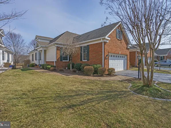 5111 Curran Creek Dr, Haymarket, VA 20169