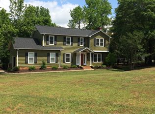 100 Appomattox Dr, Simpsonville, SC 29681