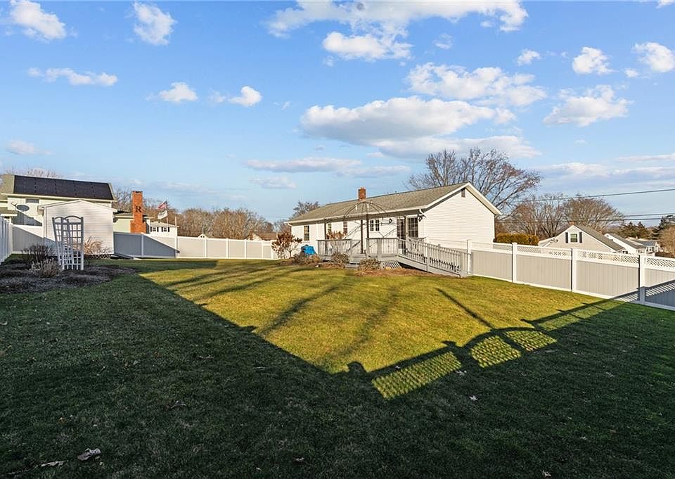 458 Bryant St, Cumberland, RI 02864 Zillow