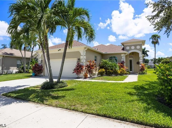 8070 Tauren Ct, Naples, FL 34119