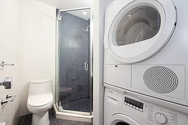 Rented by R New York | media 11