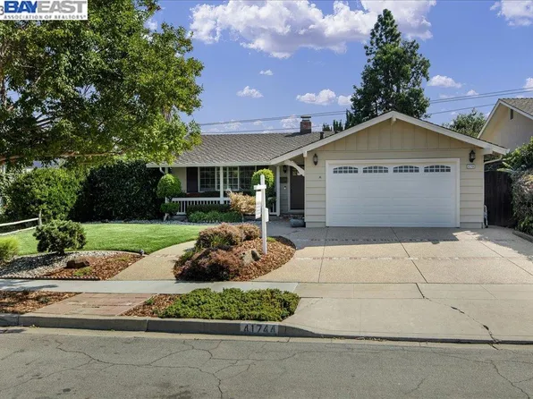 41744 Chadbourne Dr, Fremont, CA 94539