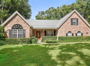 1523 Robinwood Dr, Deland, FL 32720