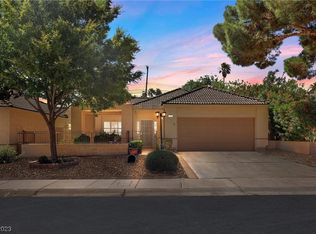 409 Mill Hollow Rd, Las Vegas, NV 89107