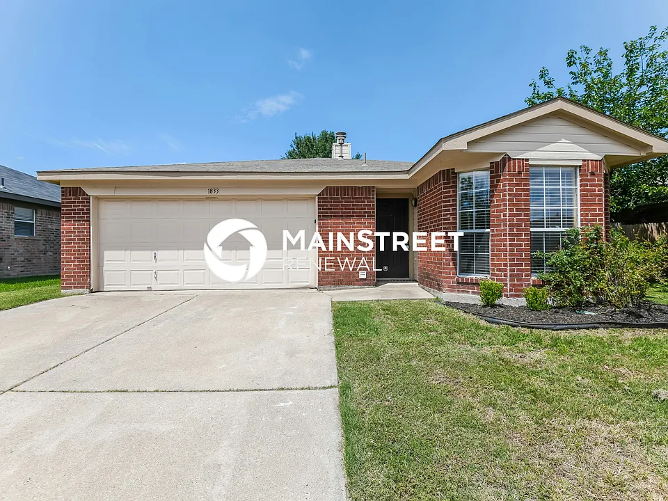 1833 Cedar Tree Dr