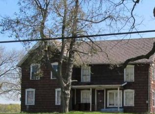 3983 River Rd, Sodus, MI 49126