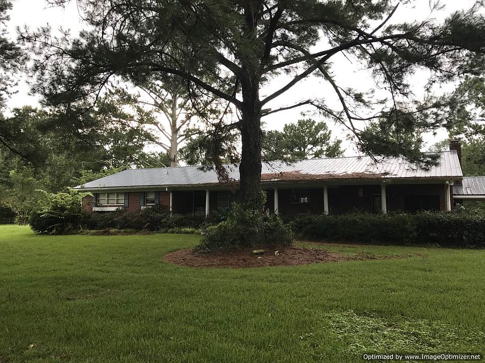 2nd image of 1118 County Road 472