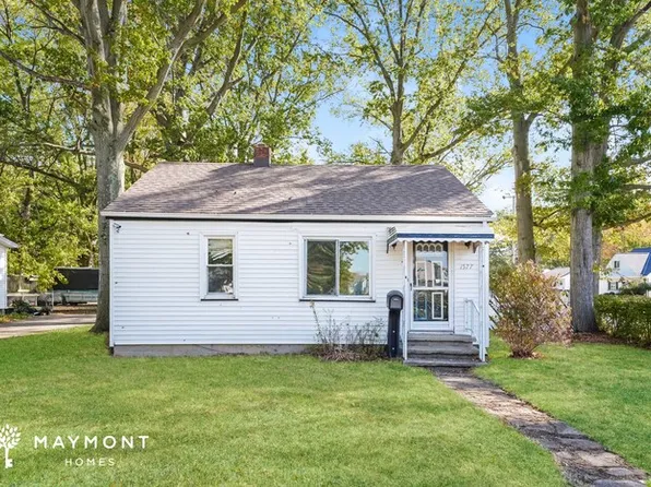 1577 E 332nd St, Eastlake, OH 44095