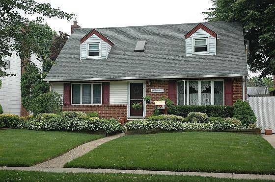 1st image of 252 Bernice Dr
