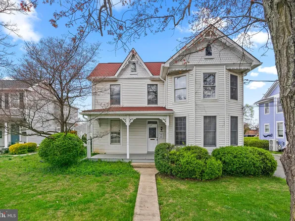418 E Diamond Ave, Gaithersburg, MD 20877