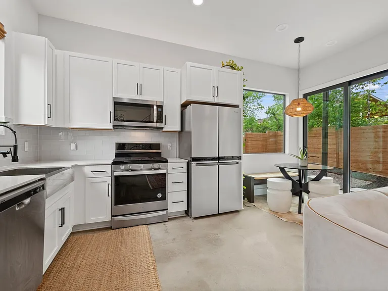 1710 Adina St #2 — Photo 12