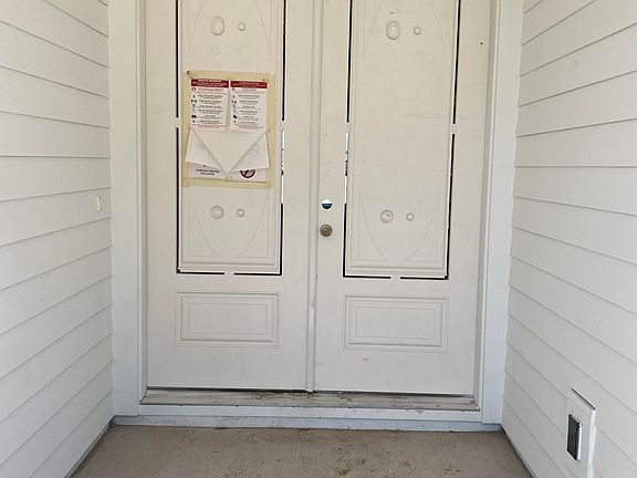 4th image of 63 Crossfield Pl