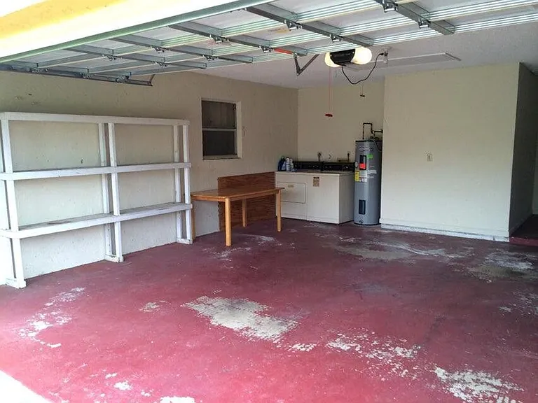 221 Bilbao St — Photo 10
