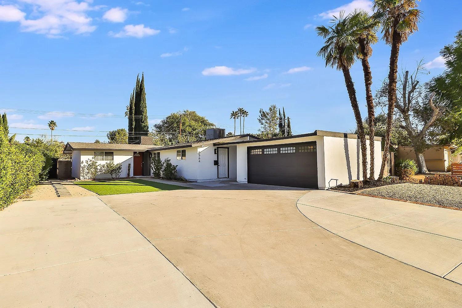 4 bed, $8,998 — Photo 4