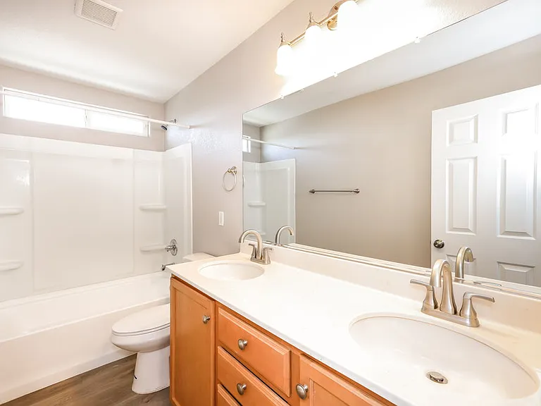 9904 Pride Dance Ct — Photo 14