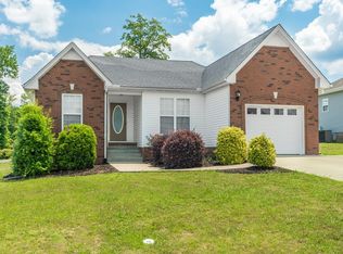 427 Palamino Ln, Springfield, TN 37172