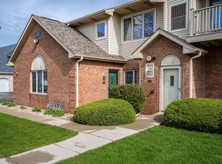 6818 53rd St UNIT 11, Kenosha, WI 53144