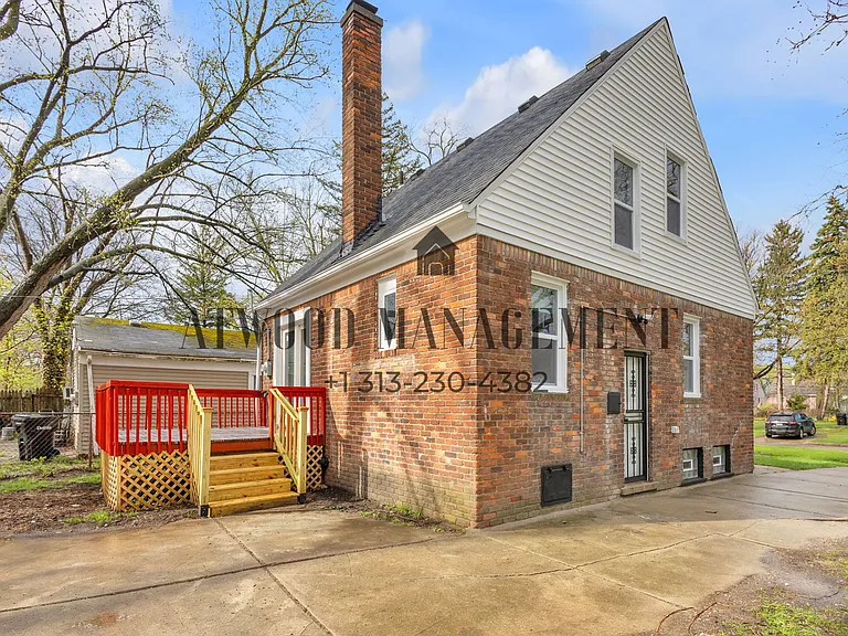 12950 Glastonbury Ave — Photo 13