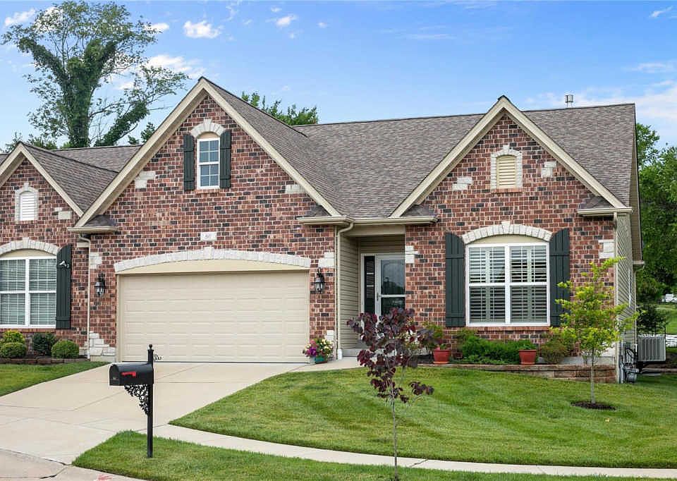 1st image of 60 Autumn Way Ct
