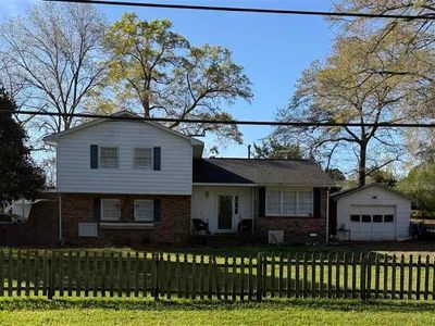916 E Howe Springs Rd, Florence, SC, 29505