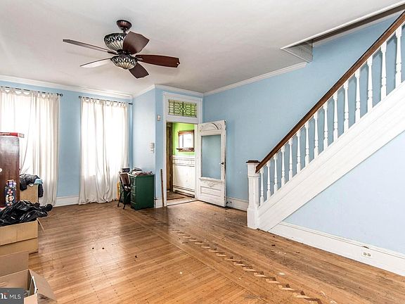 4th image of 2337 E Cumberland St
