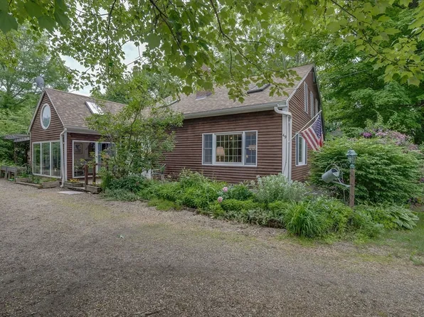 49 South Rd, Templeton, MA 01468