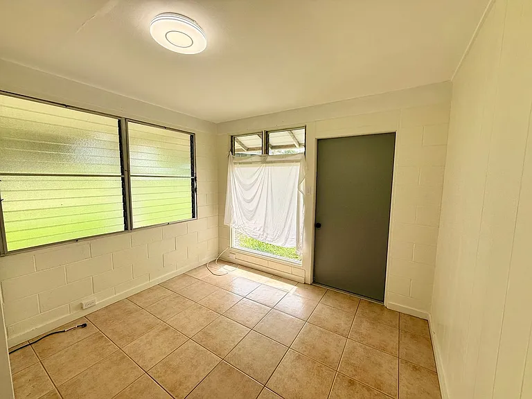 50 Loha St — Photo 6