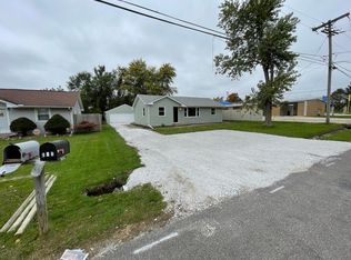 105 Briargate Rd, Washington, IL 61571