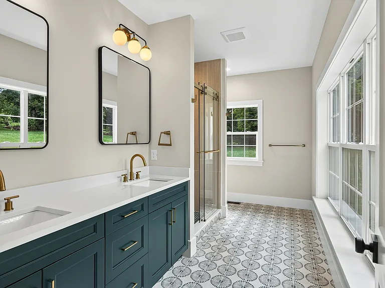 2069 Dutton Mill Rd — Photo 12