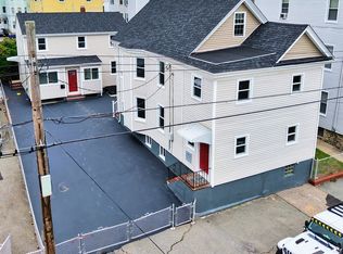 121 121/123 Whitman St, New Bedford, MA 02745