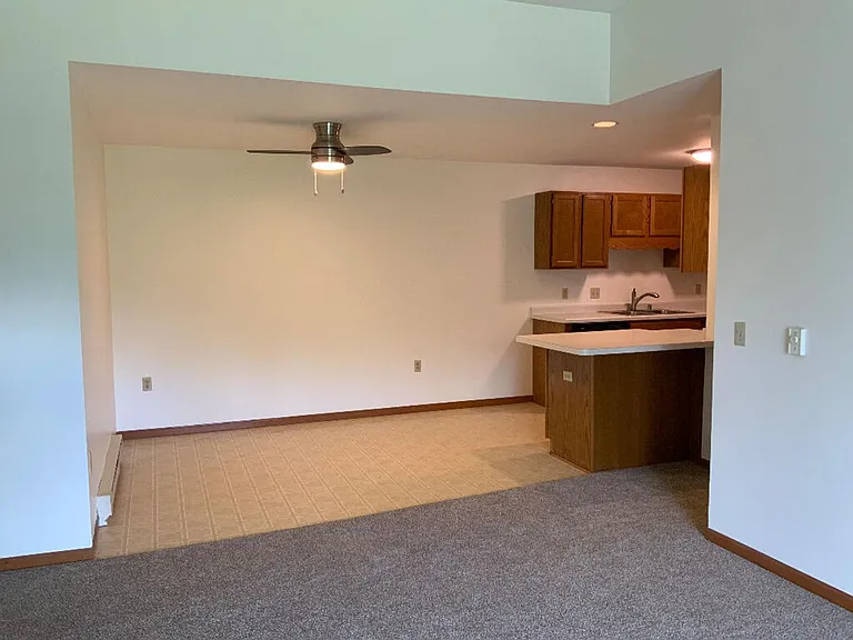 264 Minz Park Cir #4 — Photo 5