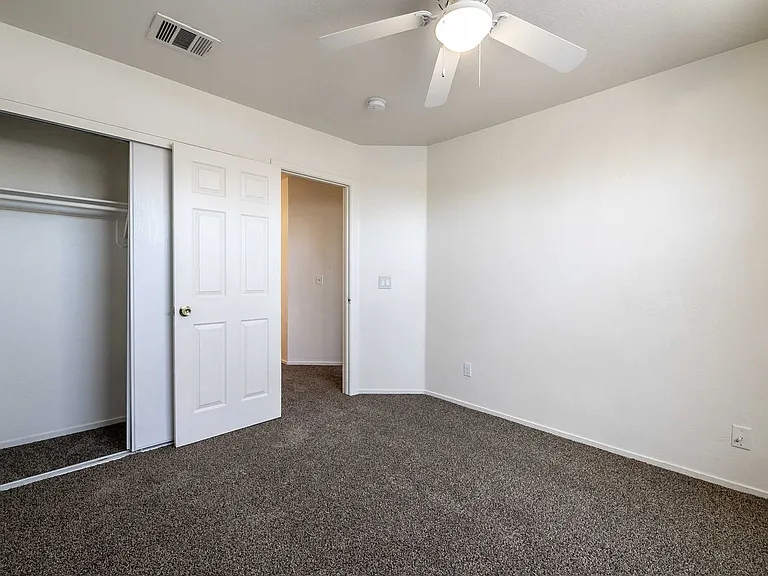 2930 Seasons Ave — Photo 10