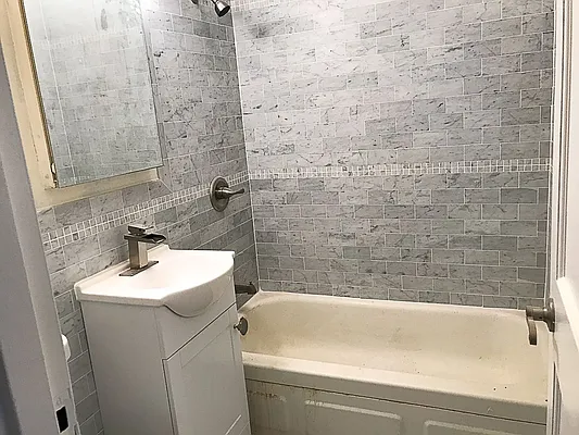 Rented by Francine Realty | media 23