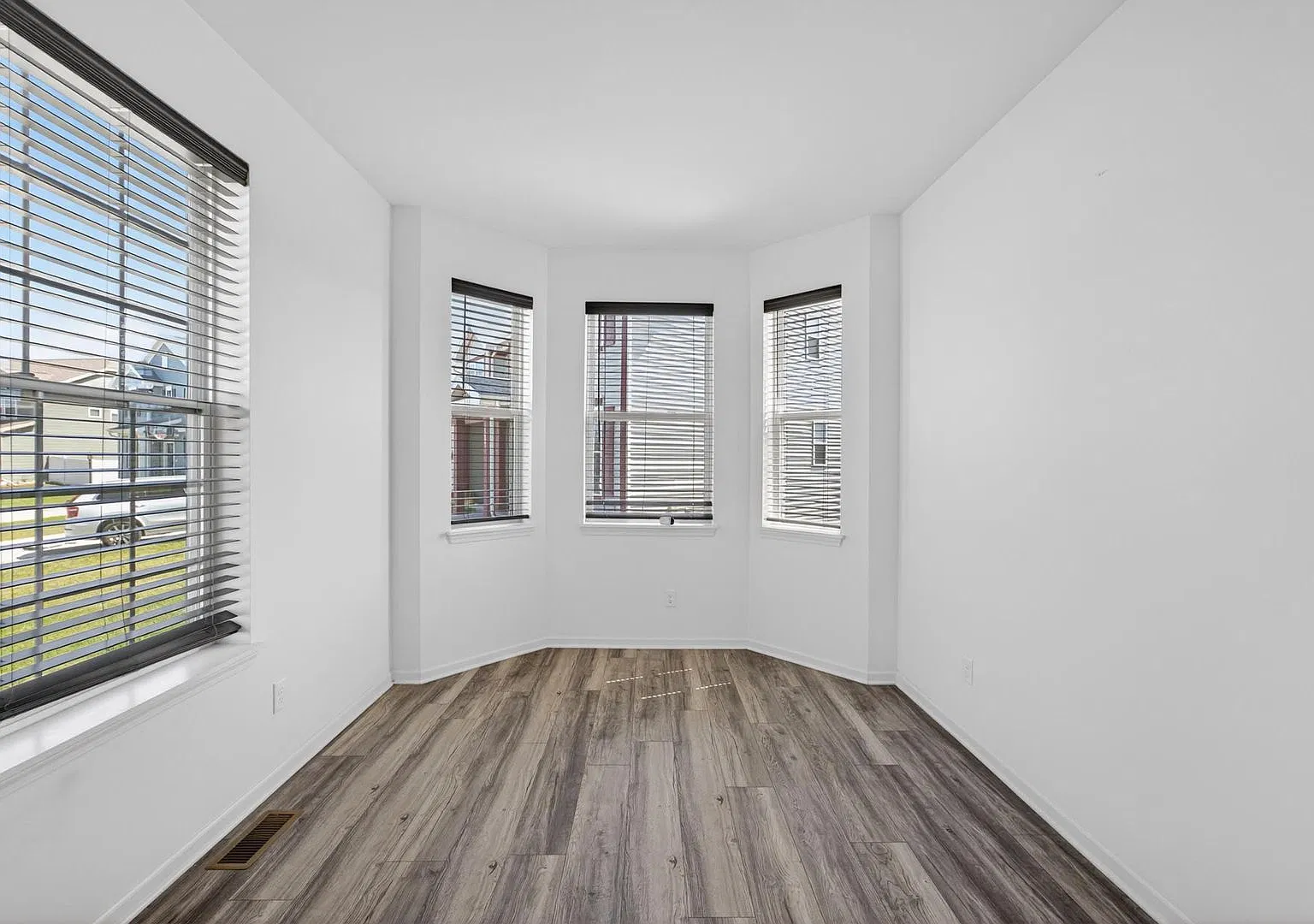 148 Caraway Pl — Photo 4