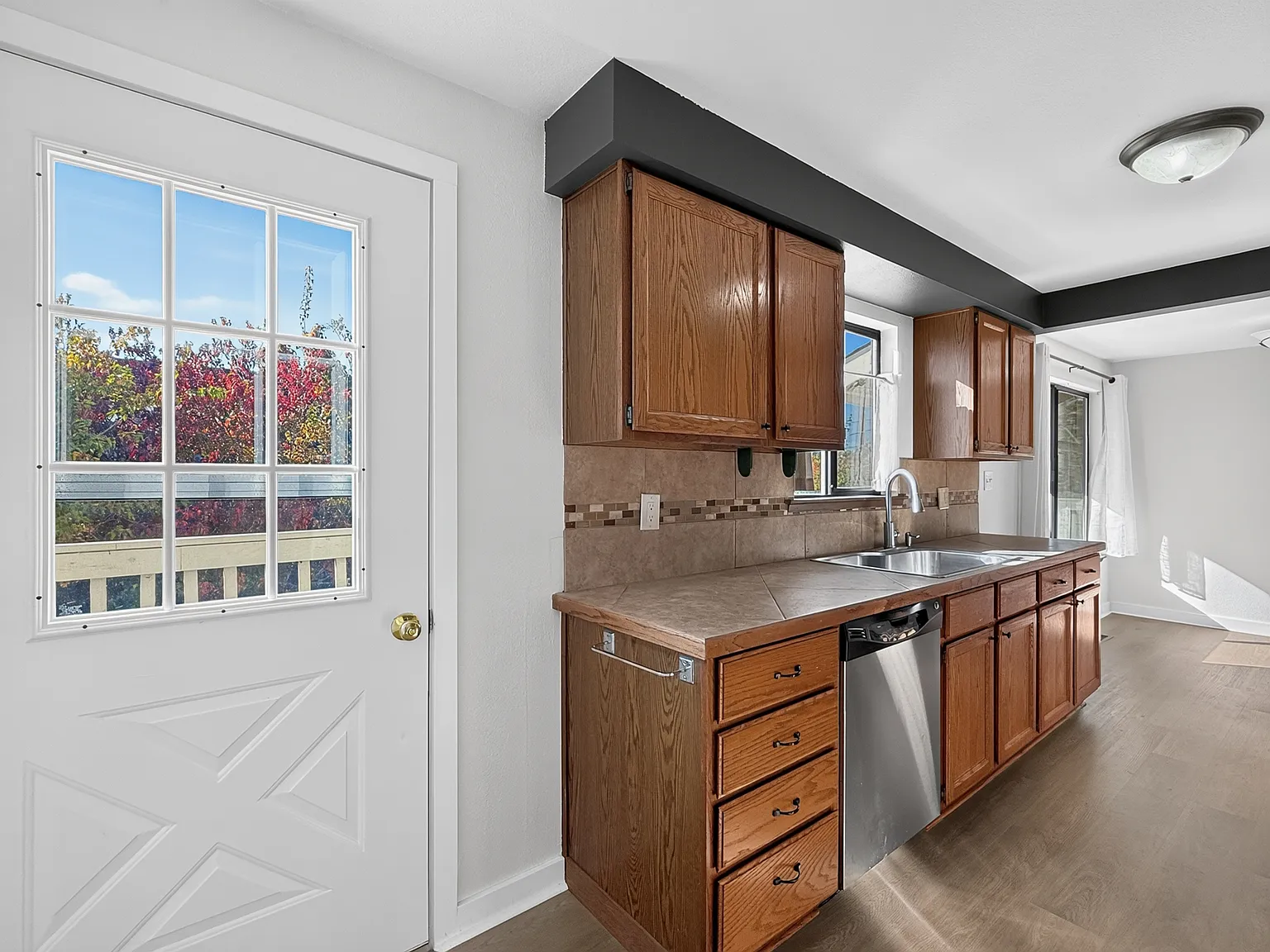 6251 3rd Ave NW, Seattle - 6253 — Photo 4