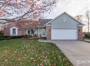 14368 Aspen Vale Dr, Holland, MI 49424